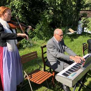 Fronleichnam unter schönem Himmel